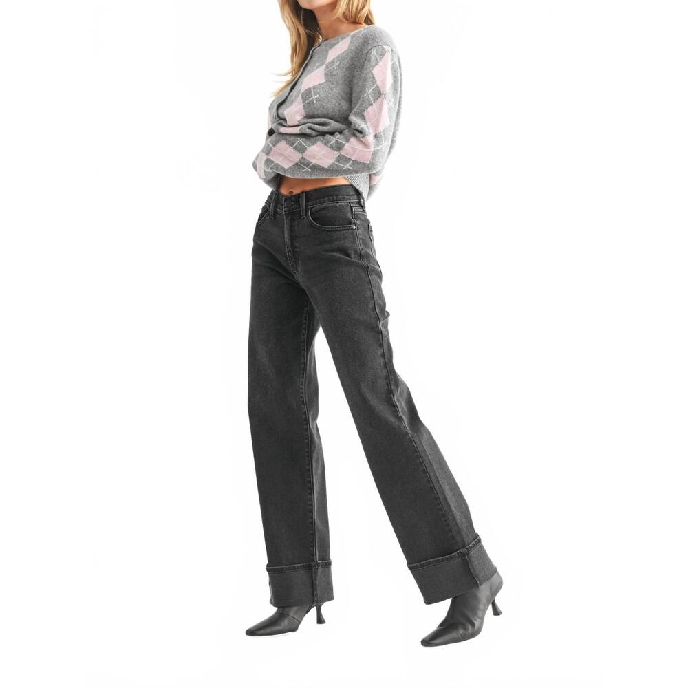 Arrow Cuffed Wide Leg Jean