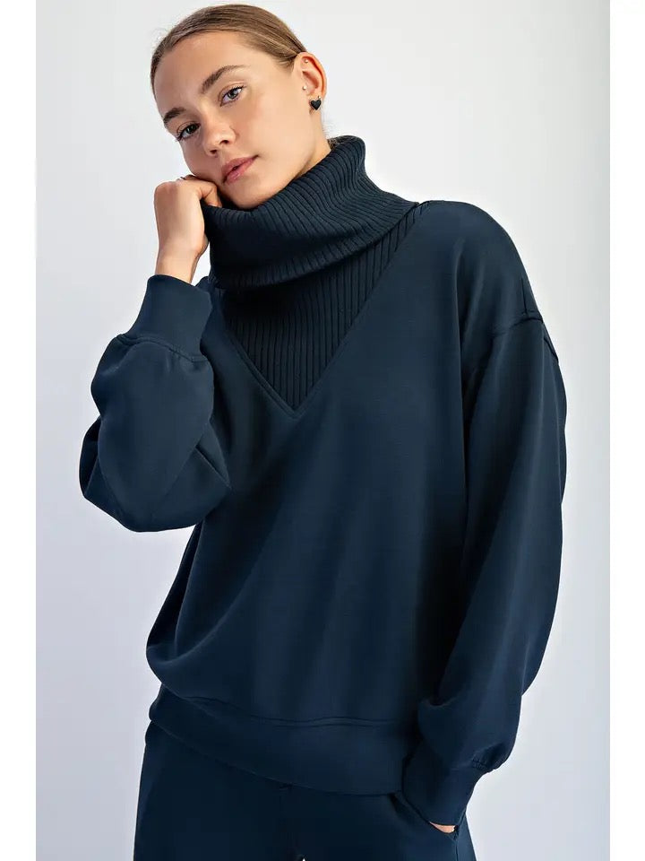 Arietta Pullover